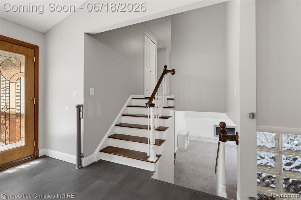 30130 Marimoor Street, Beverly Hills, MI 48025 — Photo 24