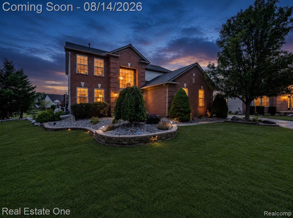 27587 Cardinal Court, Flat Rock, MI 48134