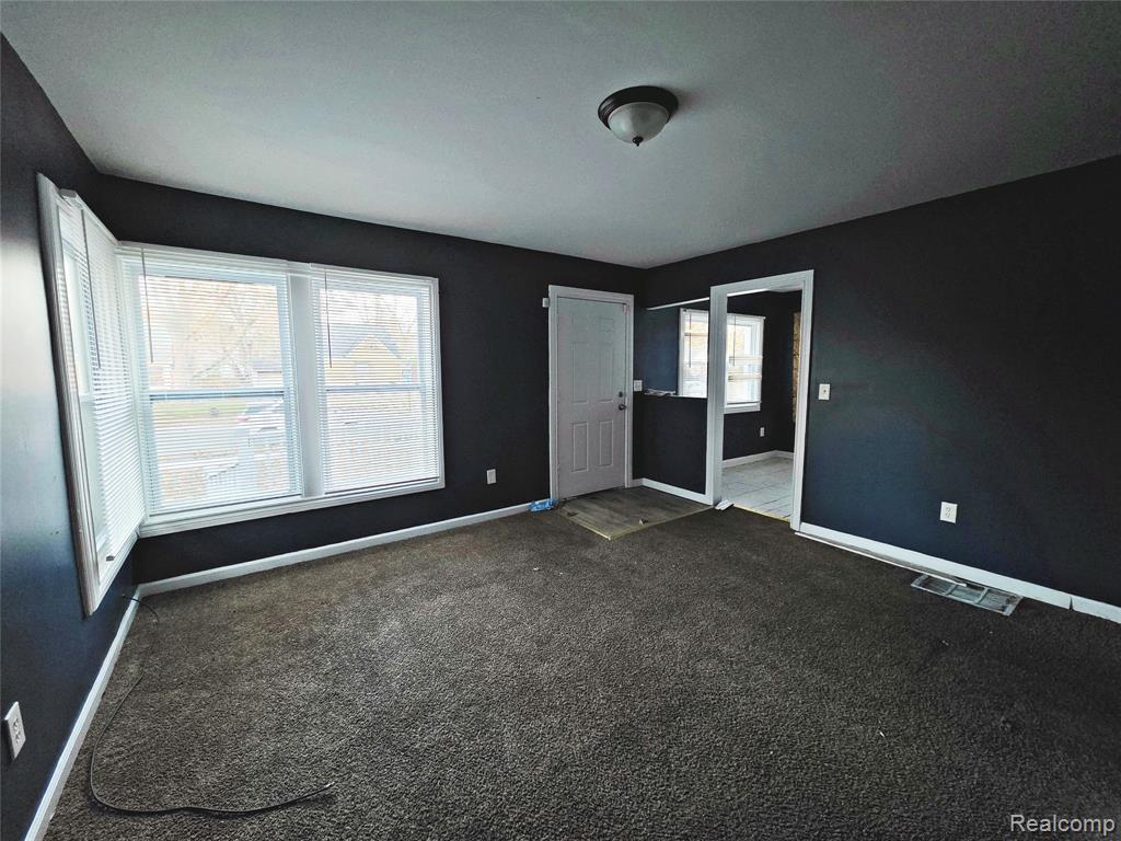 16444 Edmore Drive, Detroit, MI 48205 — Photo 13