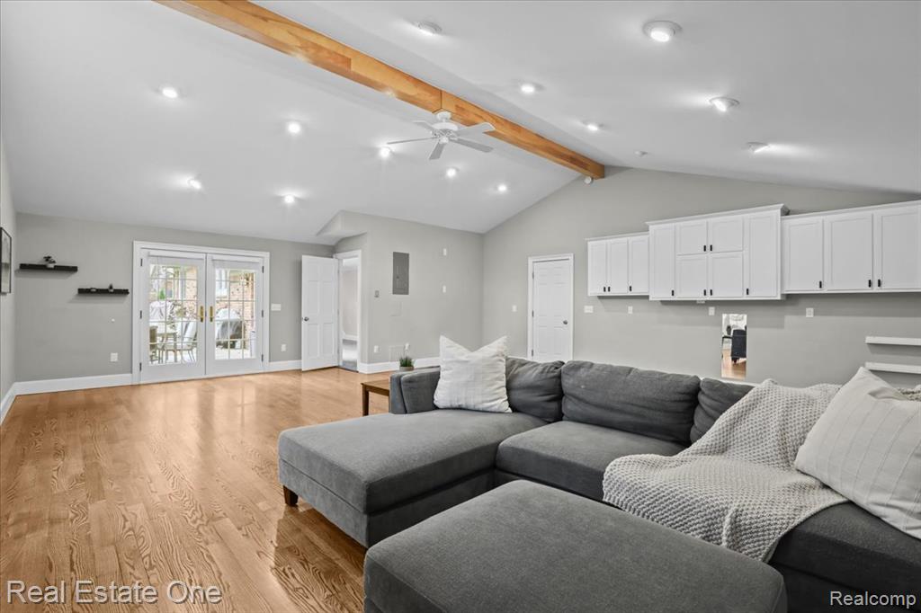 5611 Priory Lane, Bloomfield Hills, MI 48301 — Photo 21