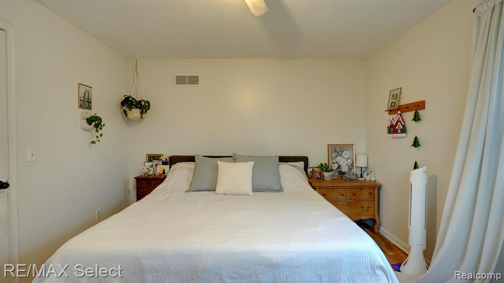 5108 MIDDLEBORO Road, Grand Blanc, MI 48439 — Photo 14