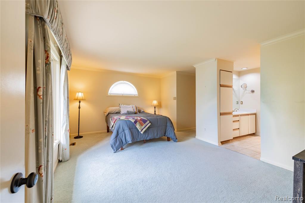 9830 Hawthorne Glen Drive, Grosse Ile, MI 48138 — Photo 27