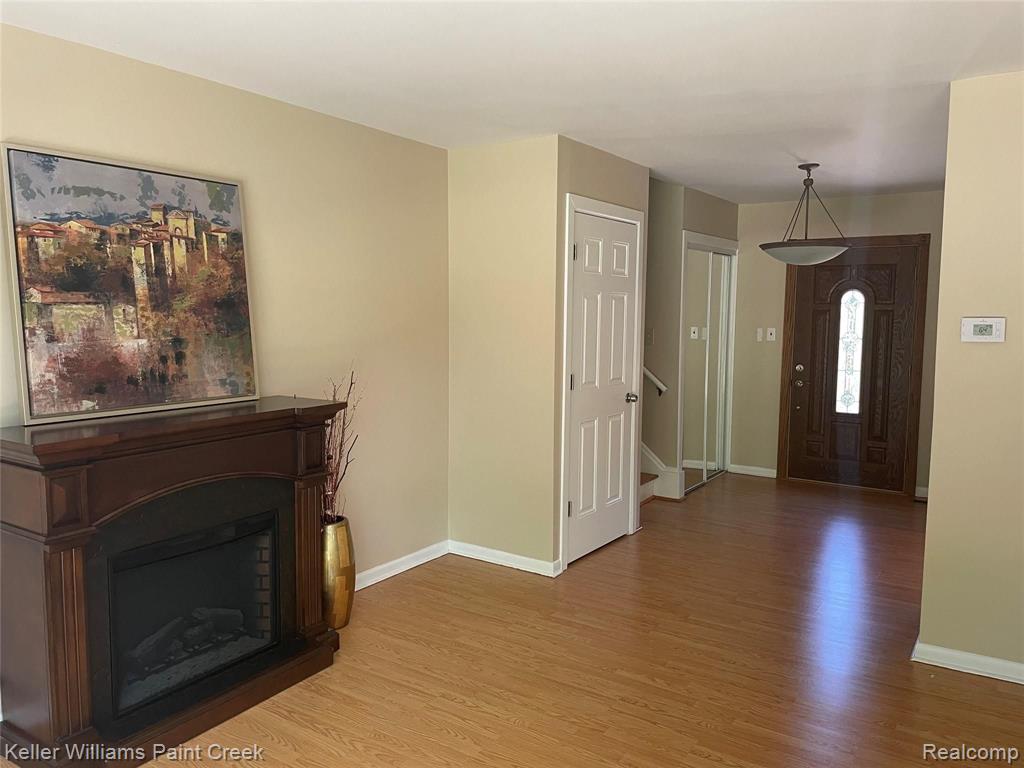7374 WOODRIDGE Road, West Bloomfield, MI — Photo 26