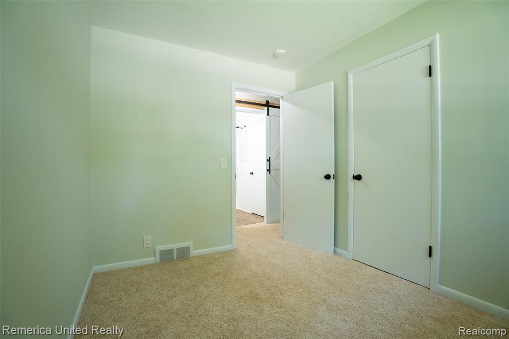 839 Sweetbriar, Milford, MI 48381 — Photo 40