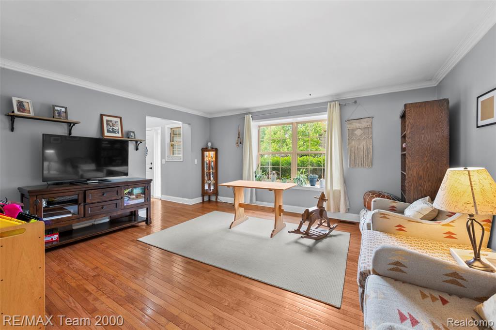 437 Light Tower Court, Belleville, MI 48111 — Photo 11