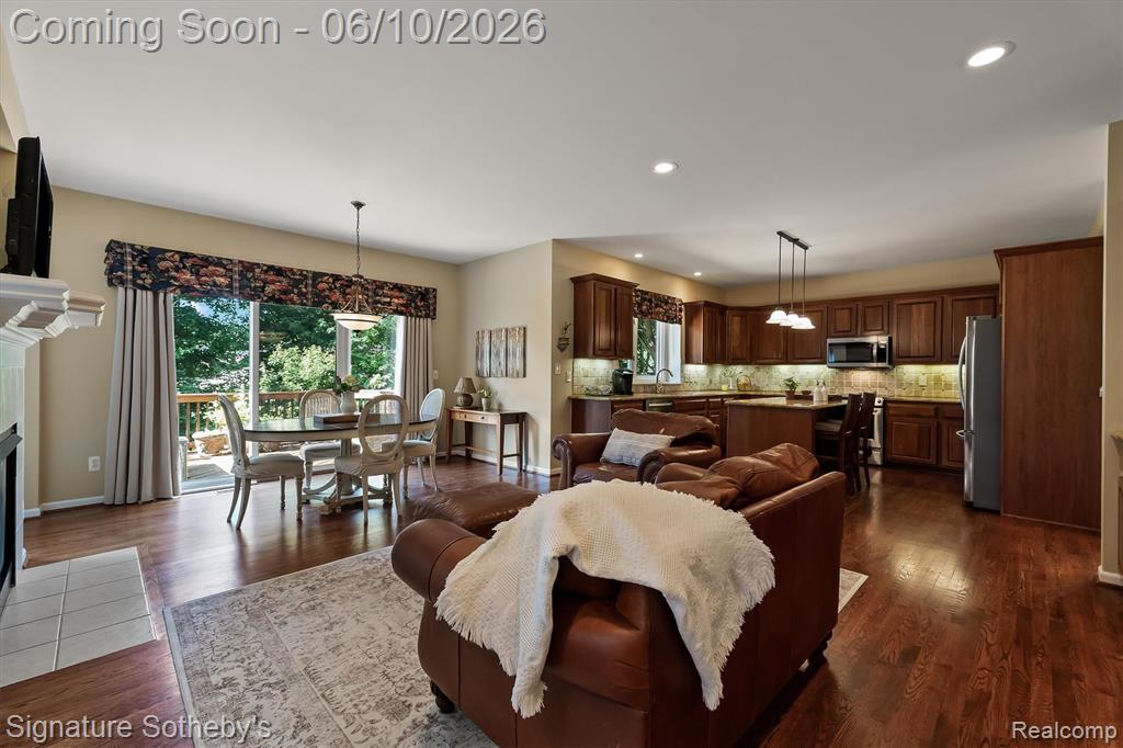 602 Appoline Court, Rochester, MI 48307 — Photo 3
