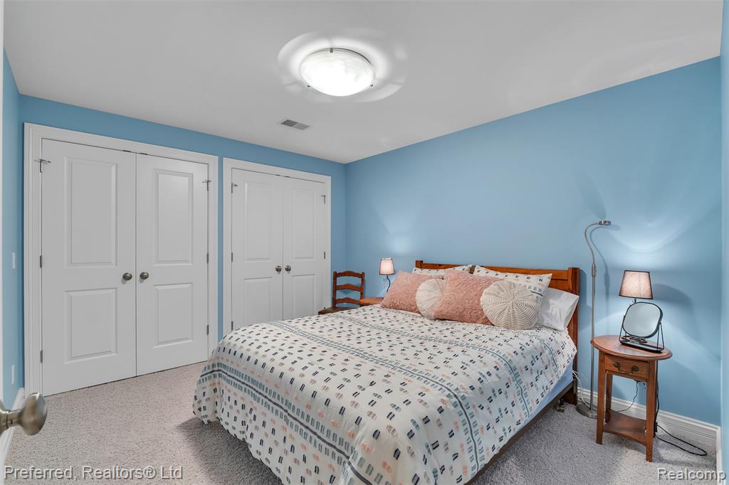 12196 Woodline Drive, Fenton, MI 48430 — Photo 73