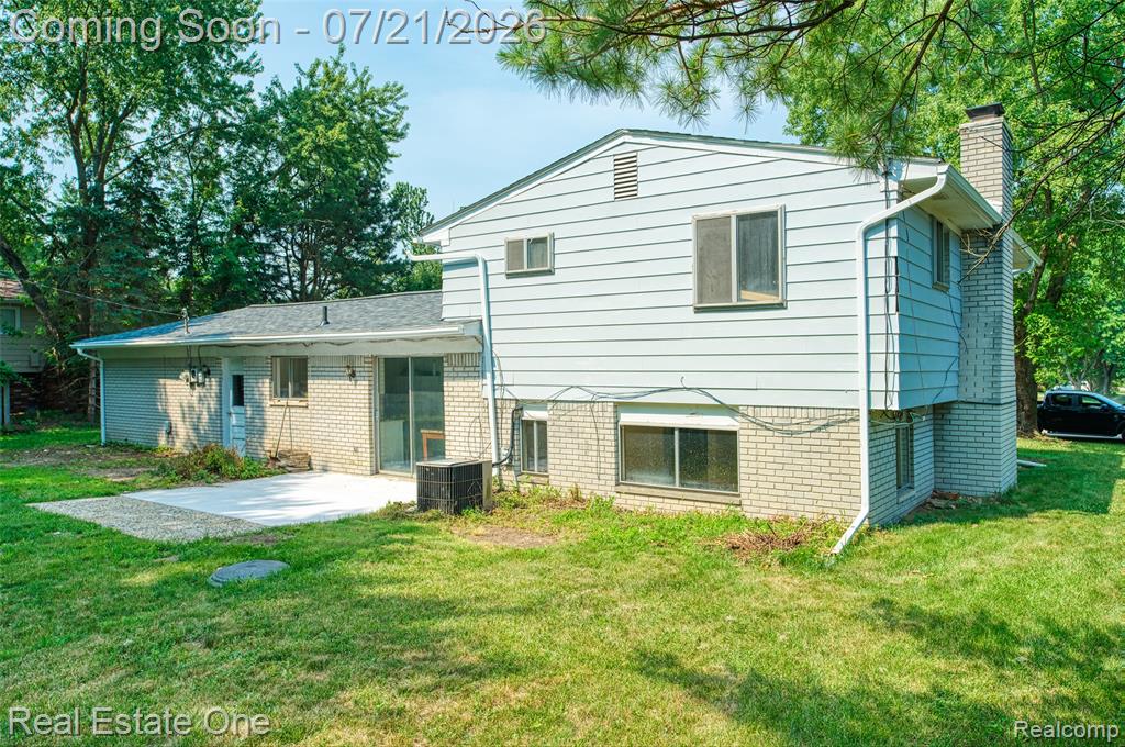 4069 Village Square, Brighton, MI 48114 — Photo 27