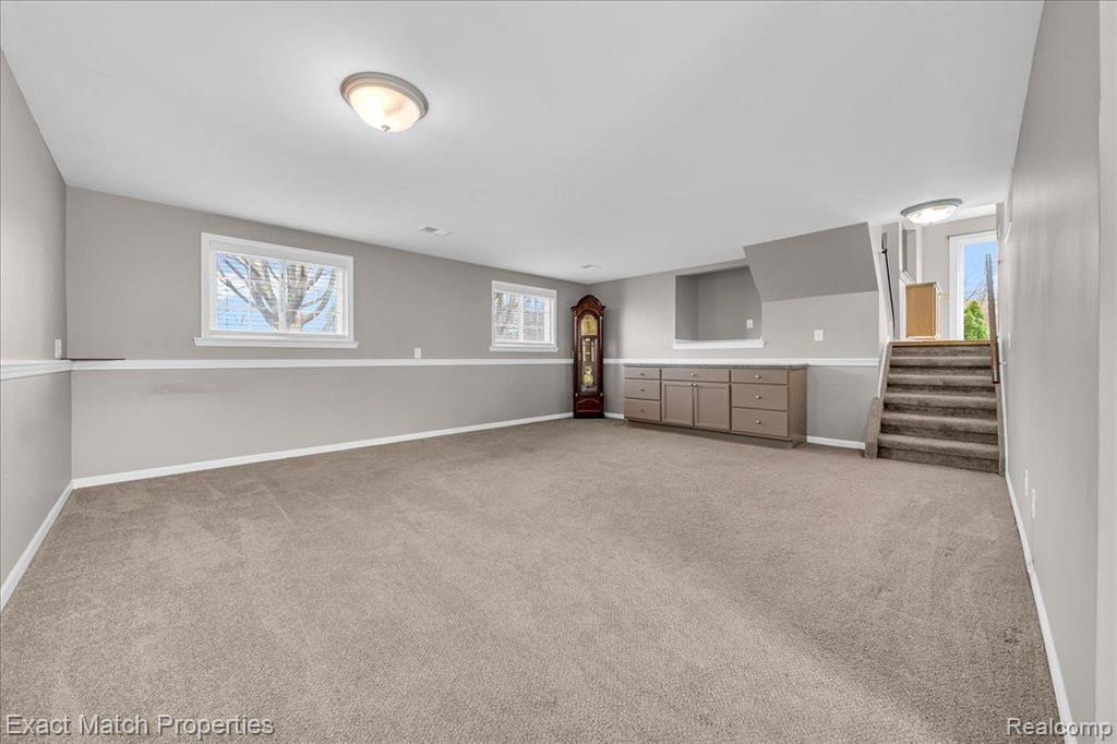 9121 SANDYSIDE Road, White Lake, MI — Photo 21