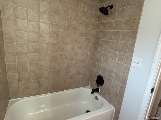 916 Owana Avenue, Royal Oak, MI 48067 — Photo 17