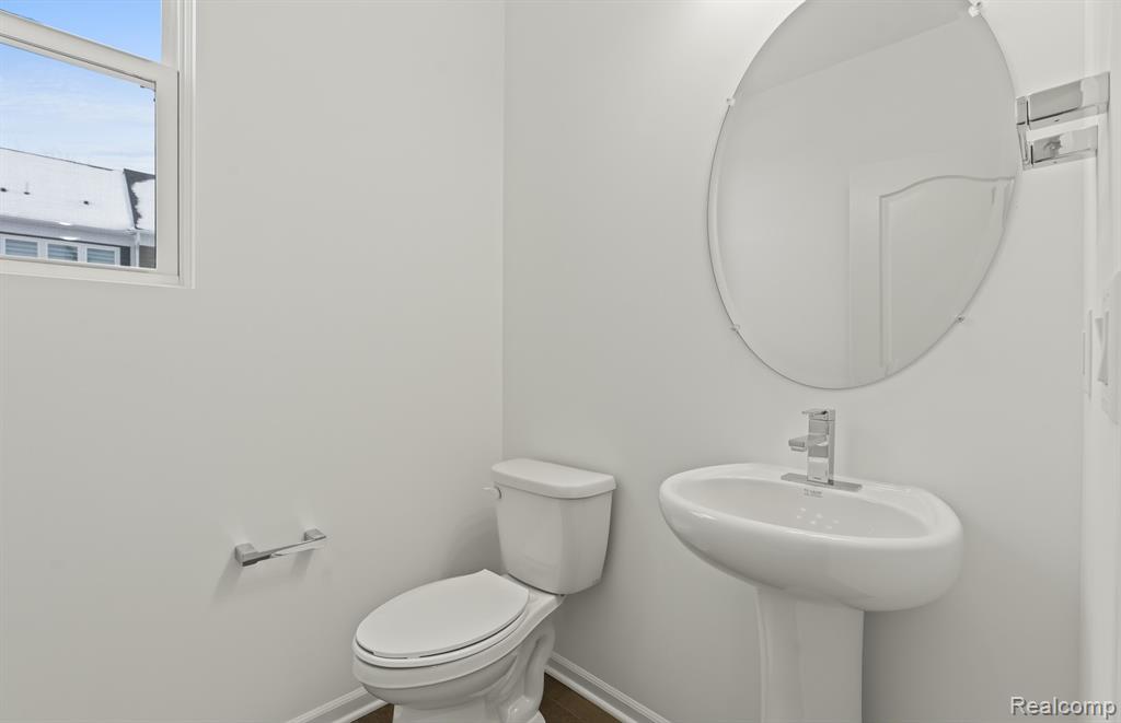 42905 Atwood Avenue, Novi, MI — Photo 17