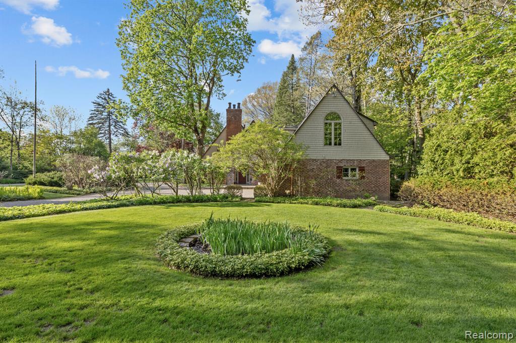 18234 Arselot Drive, Northville, MI 48168 — Photo 64