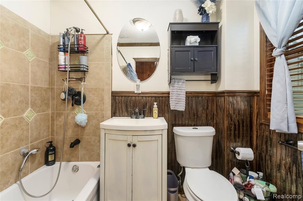 5045 Baldwin Road, Swartz Creek, MI 48473 — Photo 14