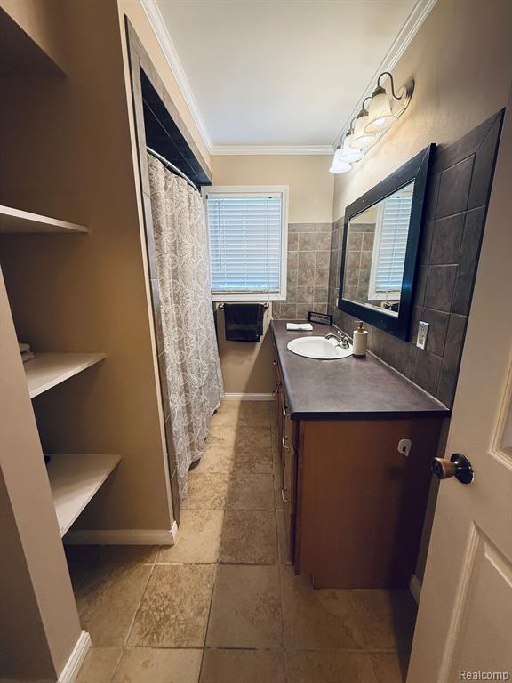 669 CHIPPEWA Street, Mount Clemens, MI 48043 — Photo 31