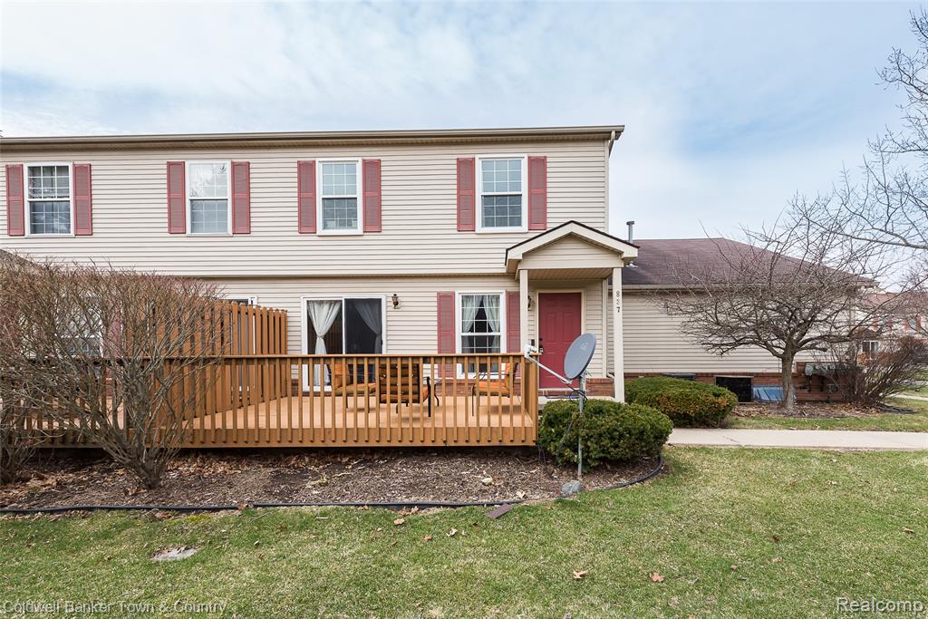 837 Oakwood Drive, Howell, MI 48843 — Photo 29
