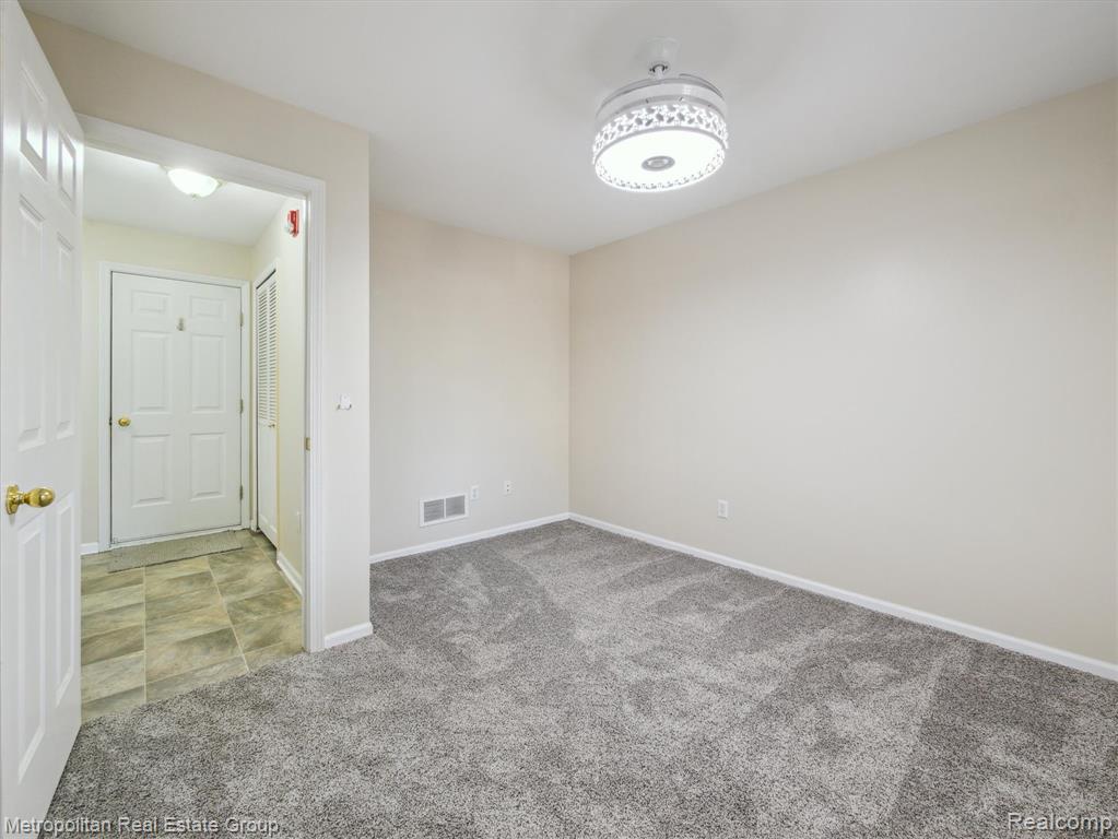 1156 Faulkner, Troy, MI 48083 — Photo 22