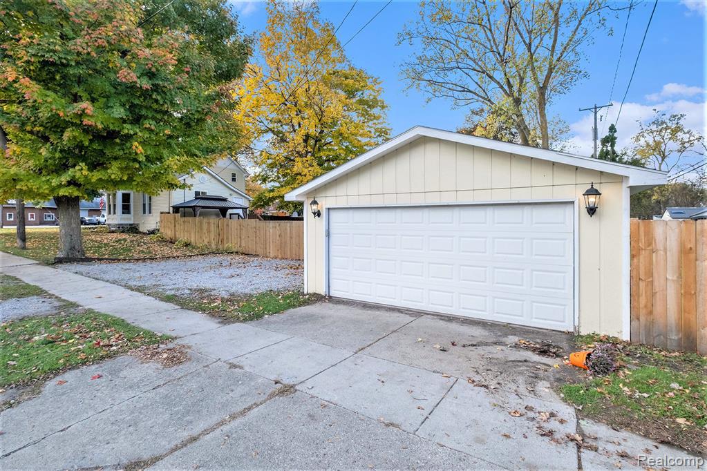 315 E Main Street, Vernon, MI 48476 — Photo 26