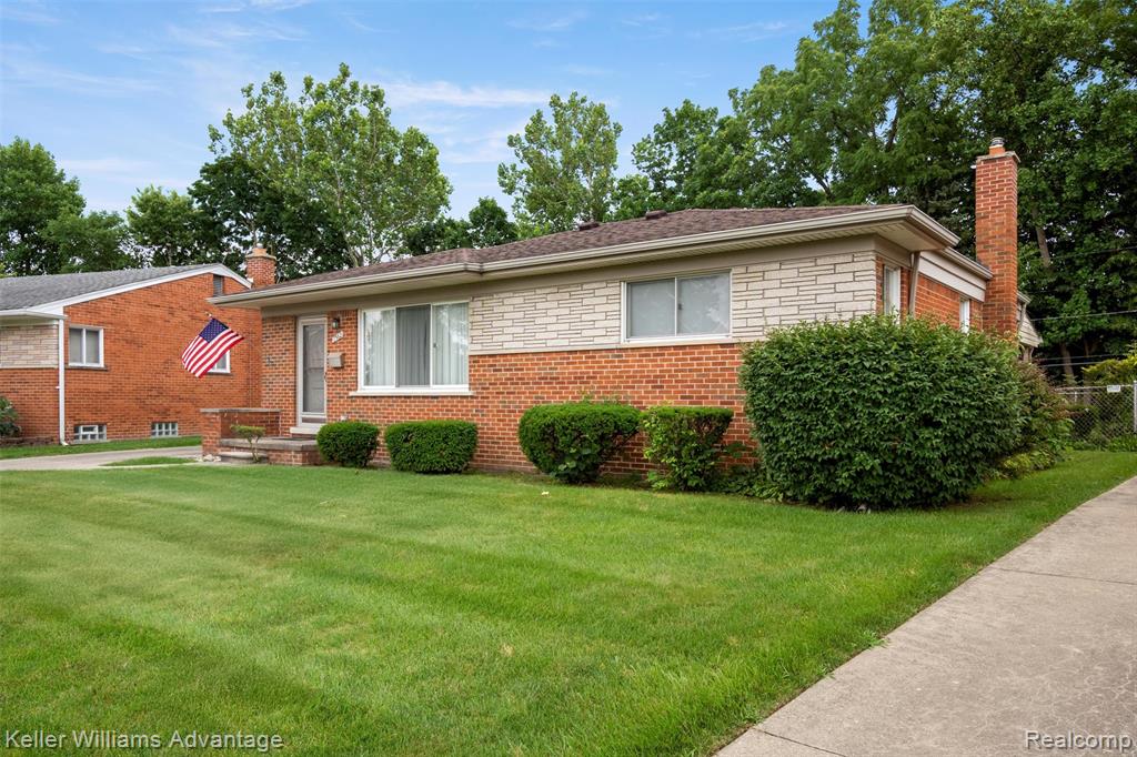 7562 Terri Drive, Westland, MI — Photo 3