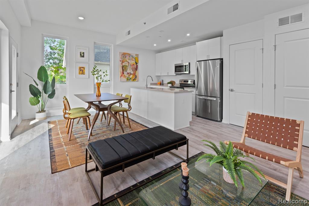 655 W Willis Street, Detroit, MI 48201 — Photo 10