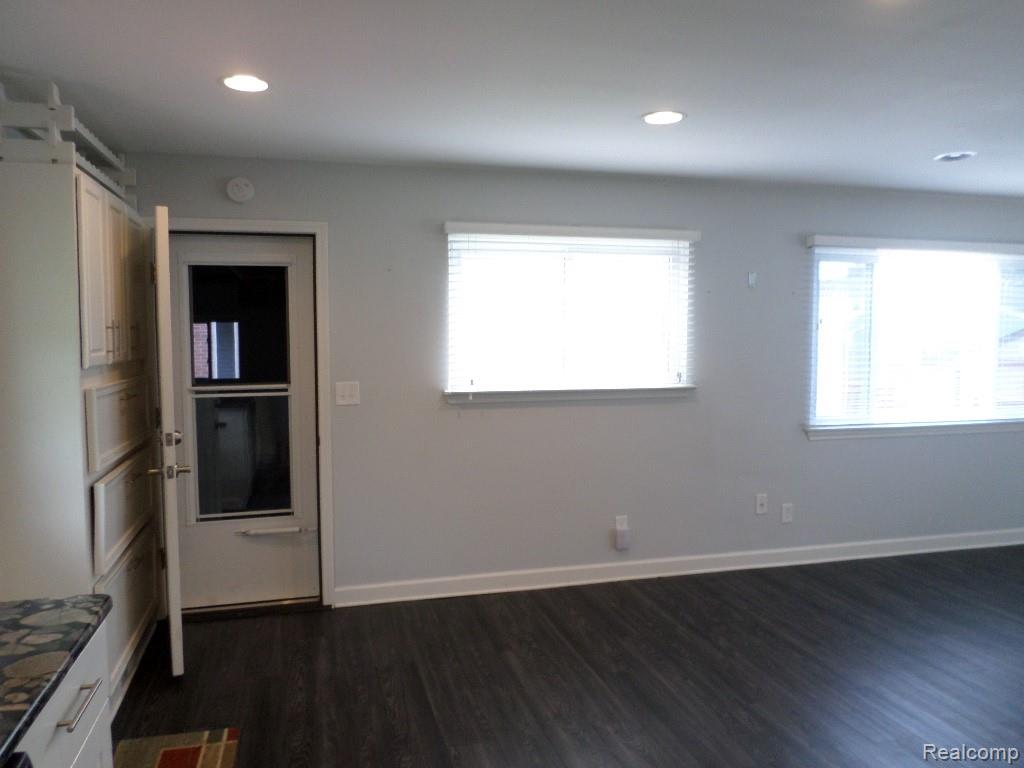 50763 Lenox Street, New Baltimore, MI 48047 — Photo 14