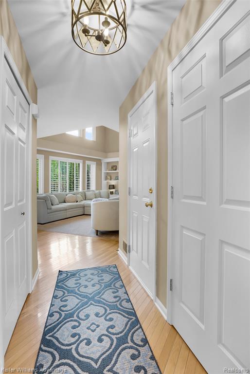 634 Olivia Drive, Milford, MI 48381 — Photo 9