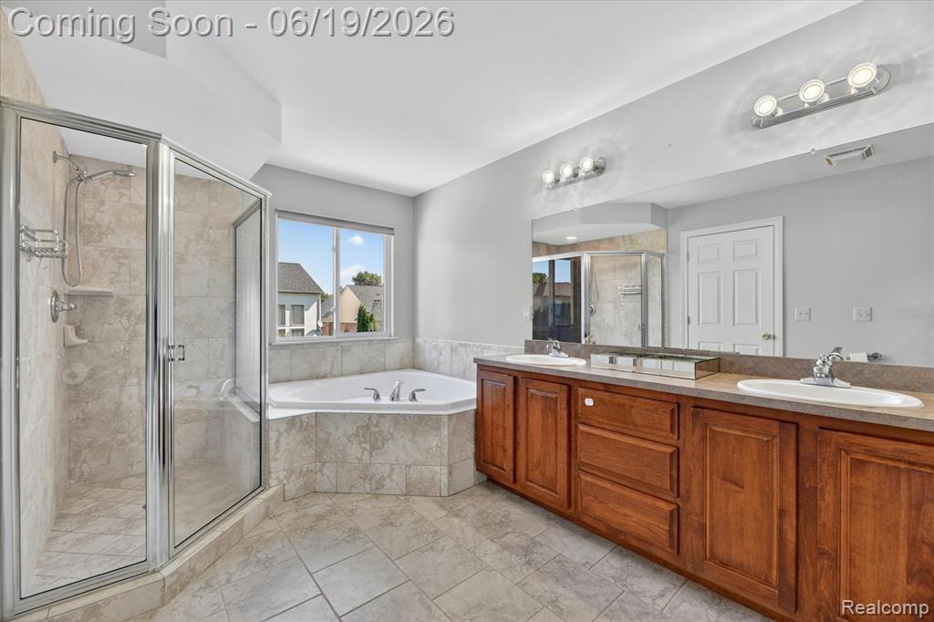 6827 Blackwell, Shelby Twp, MI 48317 — Photo 43