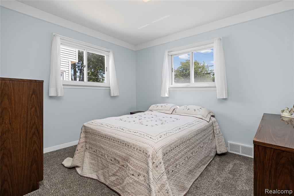 33441 Leona Street, Garden City, MI — Photo 22