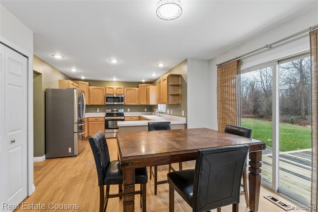 1520 NE Eden Gardens Drive S, Fenton, MI 48430 — Photo 6