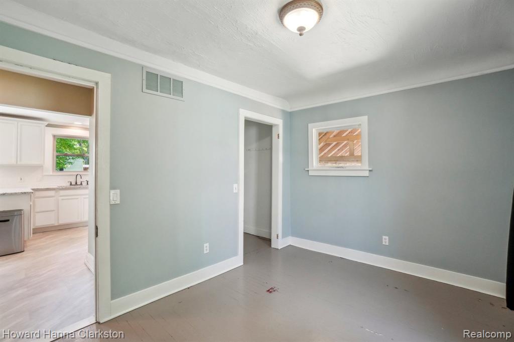 505 N Adelaide Street, Fenton, MI 48430 — Photo 13