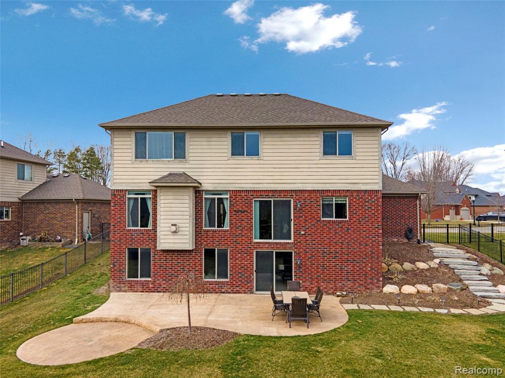 50692 Pinnacle Woods Lane, Macomb, MI 48042 — Photo 5