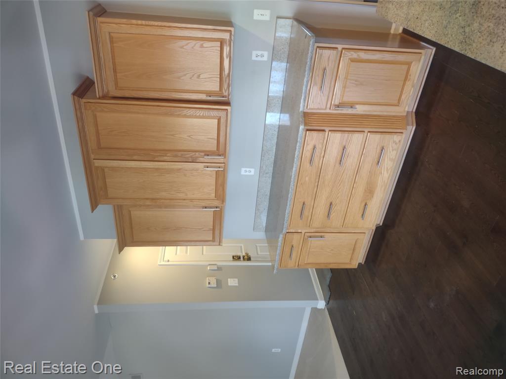 743 Aaron Drive, Highland, MI — Photo 13