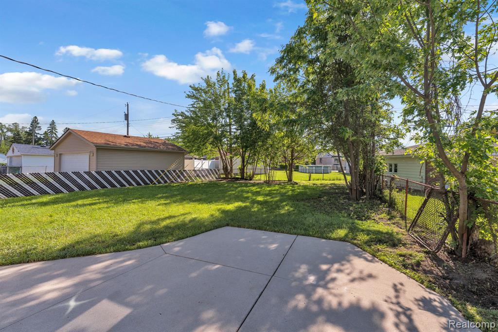 3043 Green Street, Lincoln Park, MI 48146 — Photo 37