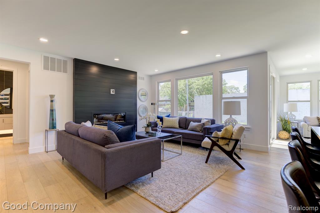 804 Irving Avenue, Royal Oak, MI 48067 — Photo 13