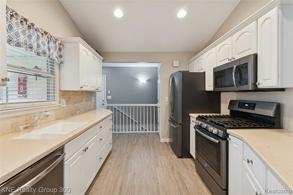 3283 Birch Run S, Adrian, MI 49221 — Photo 15