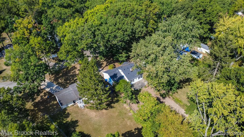 4120 Lotus Drive, Waterford, MI 48329 — Photo 39