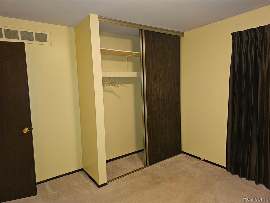 40818 NEWPORT, 180, Plymouth, MI 48170 — Photo 6