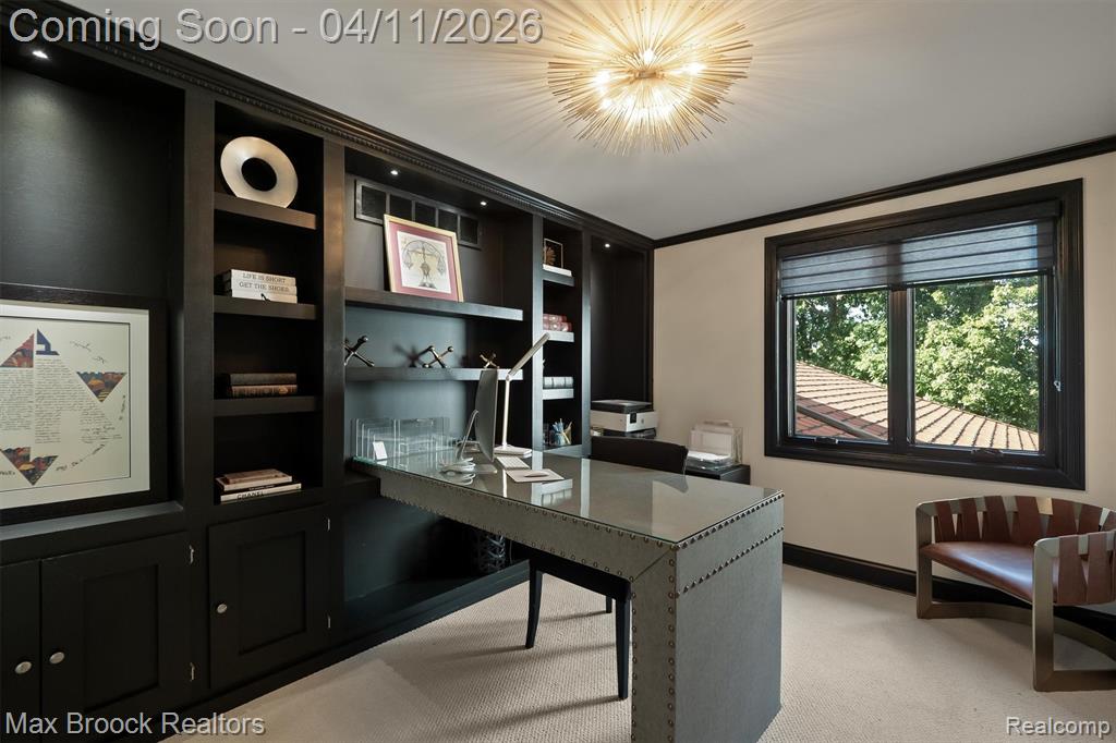 5190 Clarendon Crest Street, Bloomfield Hills, MI, 48302