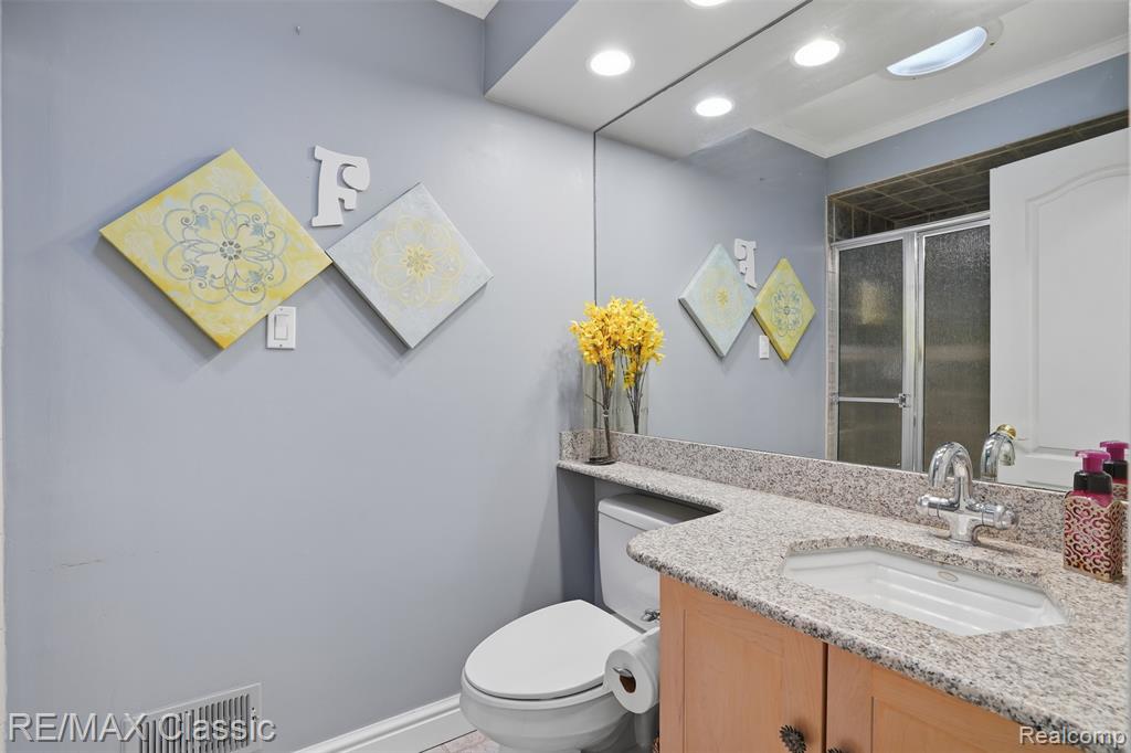4871 Winewood Lane, Commerce Twp, MI 48382 — Photo 34
