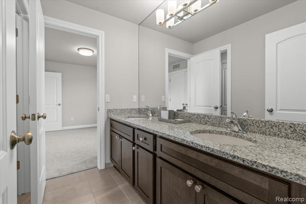 10611 STONEY POINT Drive, South Lyon, MI 48178 — Photo 31