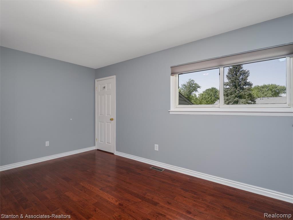 799 Kirts Boulevard, Troy, MI 48084 — Photo 19