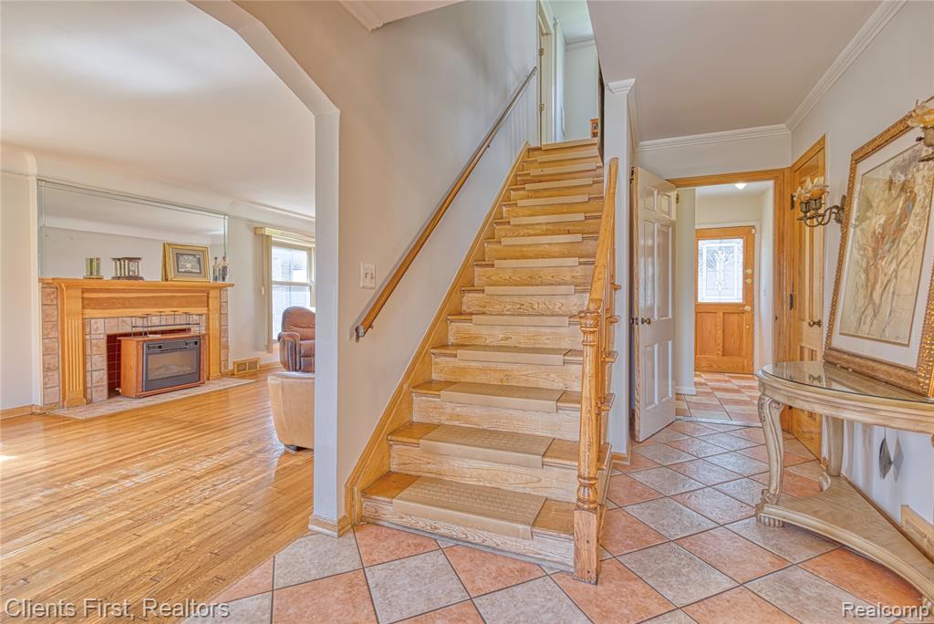551 Fiske Drive, Detroit, MI 48214 — Photo 7