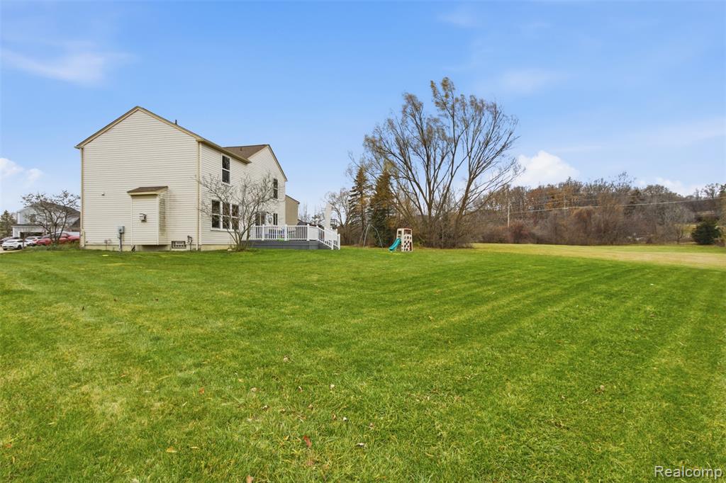 7846 Fawn Court, Waterford, MI 48327 — Photo 26