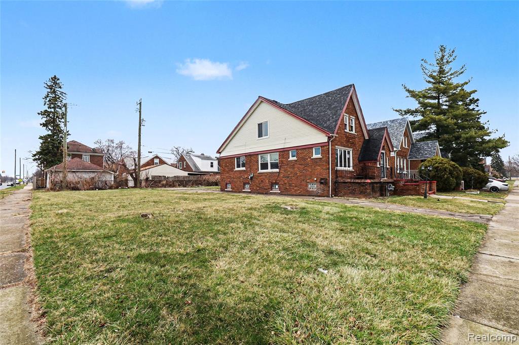 5719 Haverhill Street, Detroit, MI 48224 — Photo 3