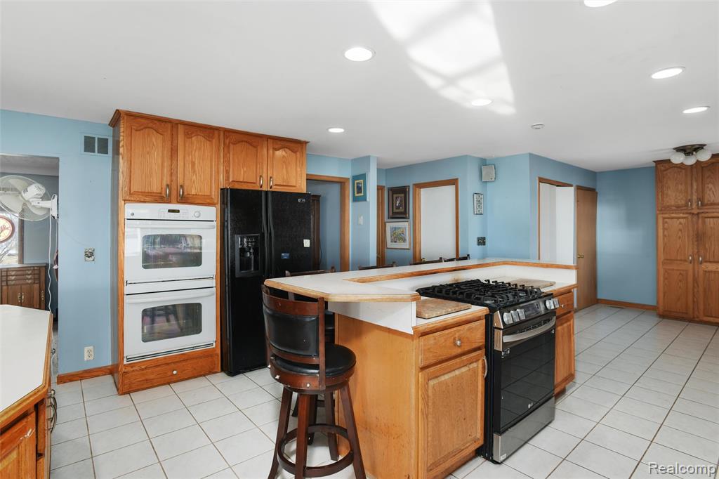 50716 Taylor Street, New Baltimore, MI 48047 — Photo 14
