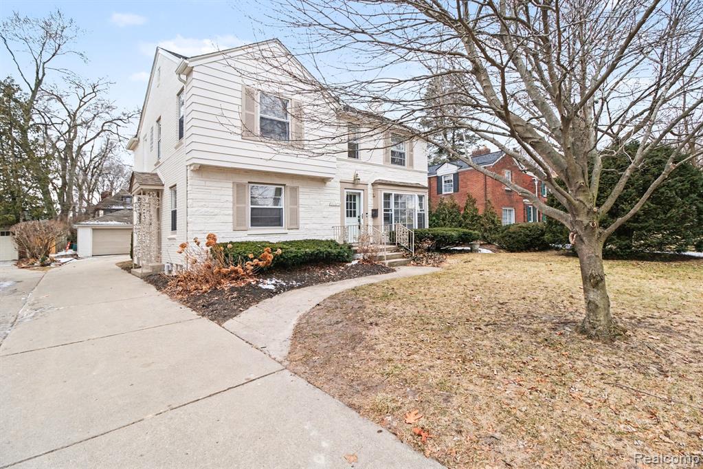 26079 York Road, Huntington Woods, MI — Photo 2