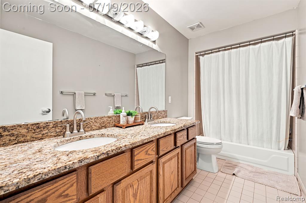 576 Indian Trail, Lake Orion, MI 48362 — Photo 31