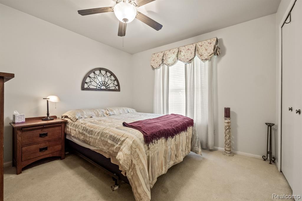 2420 Garland Street, Keego Harbor, MI 48320 — Photo 19