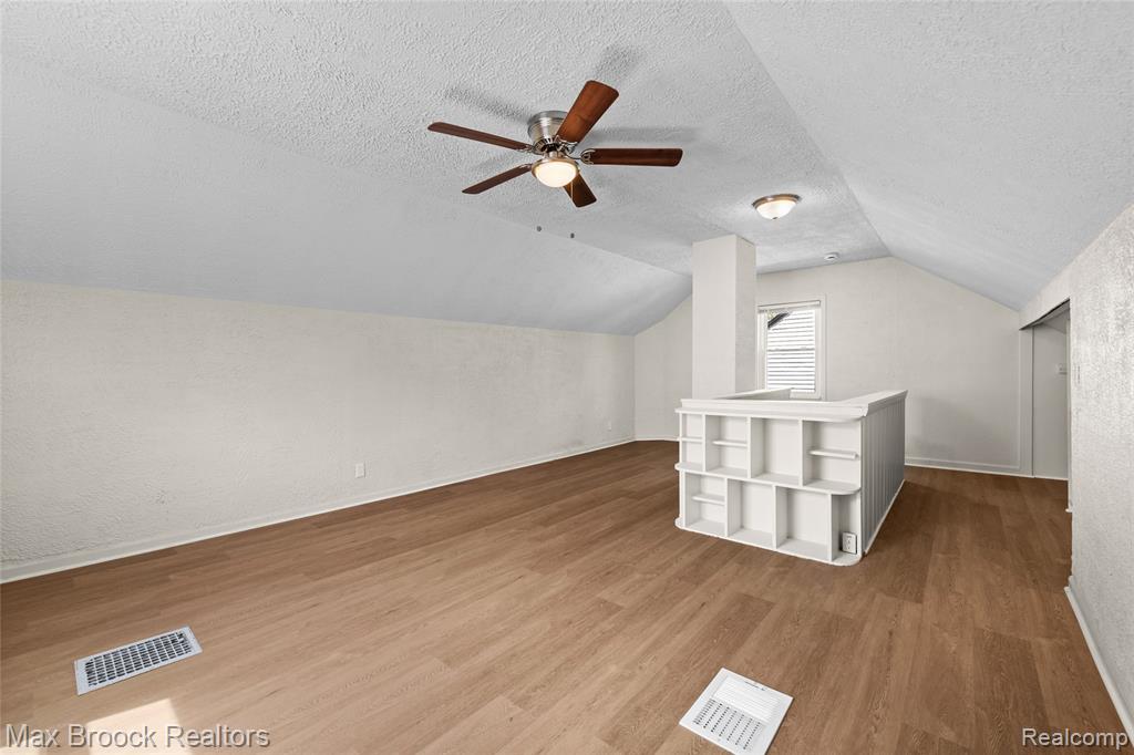 3012 GREENFIELD Road, Berkley, MI 48072 — Photo 9