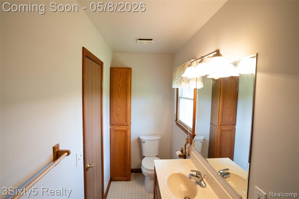 1783 Farnsworth Road, Lapeer, MI 48446 — Photo 32
