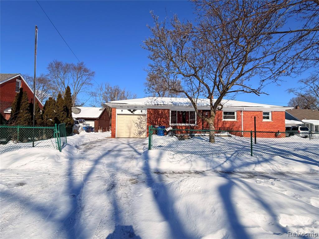 3581 Stolzenfeld Avenue, Warren, MI 48091 — Photo 3